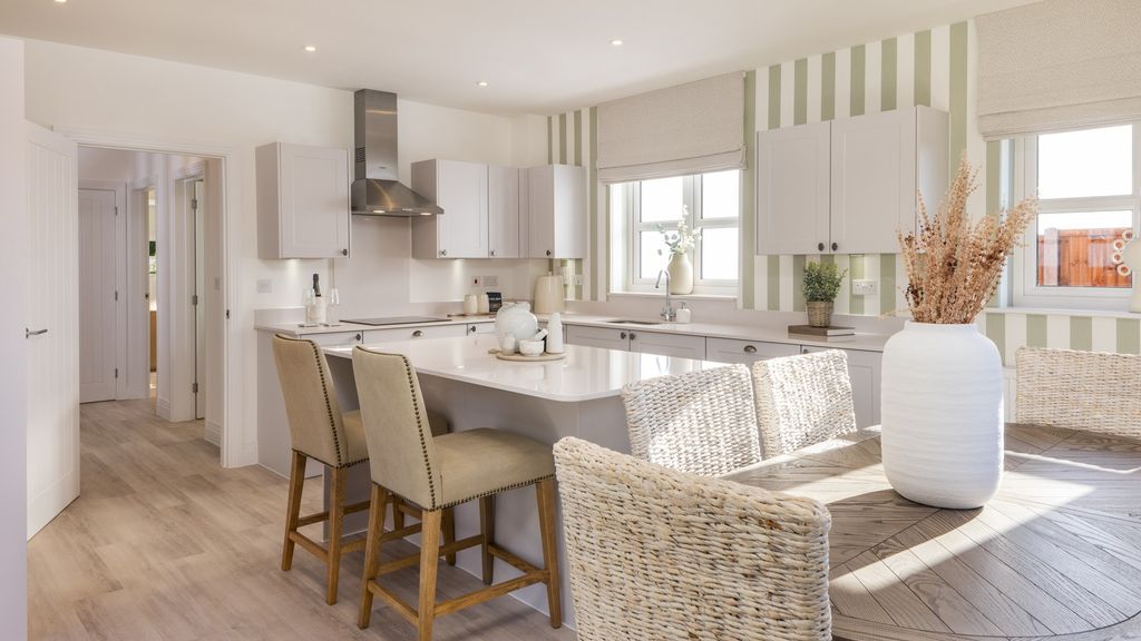 Property photo 3 of 9 Birchwood, Farnham