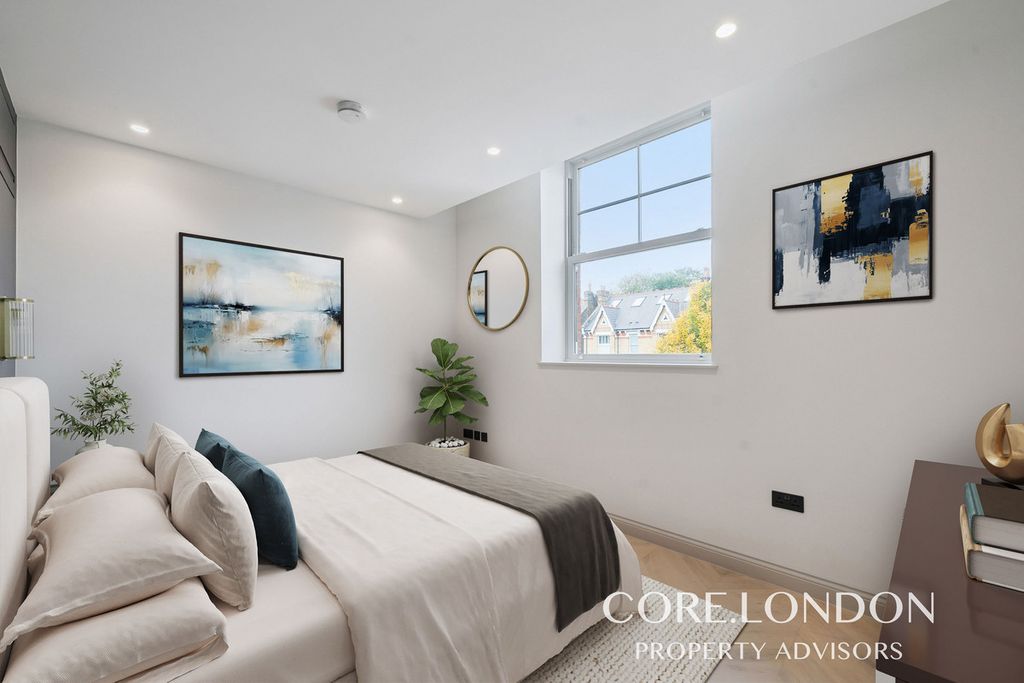 Property photo 3 of 6