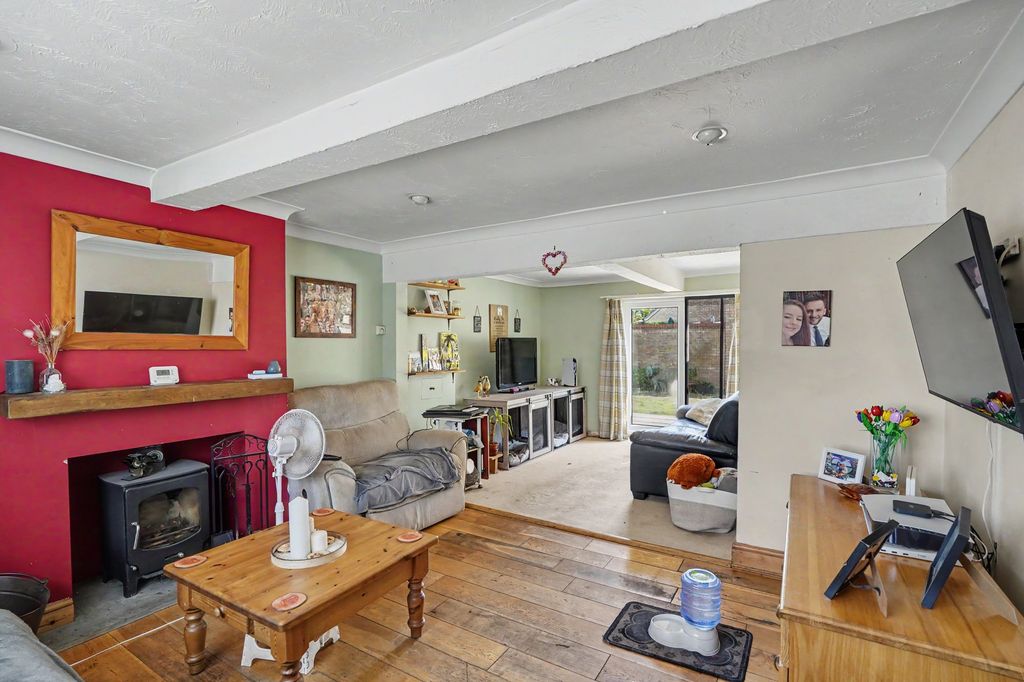 Property photo 3 of 15