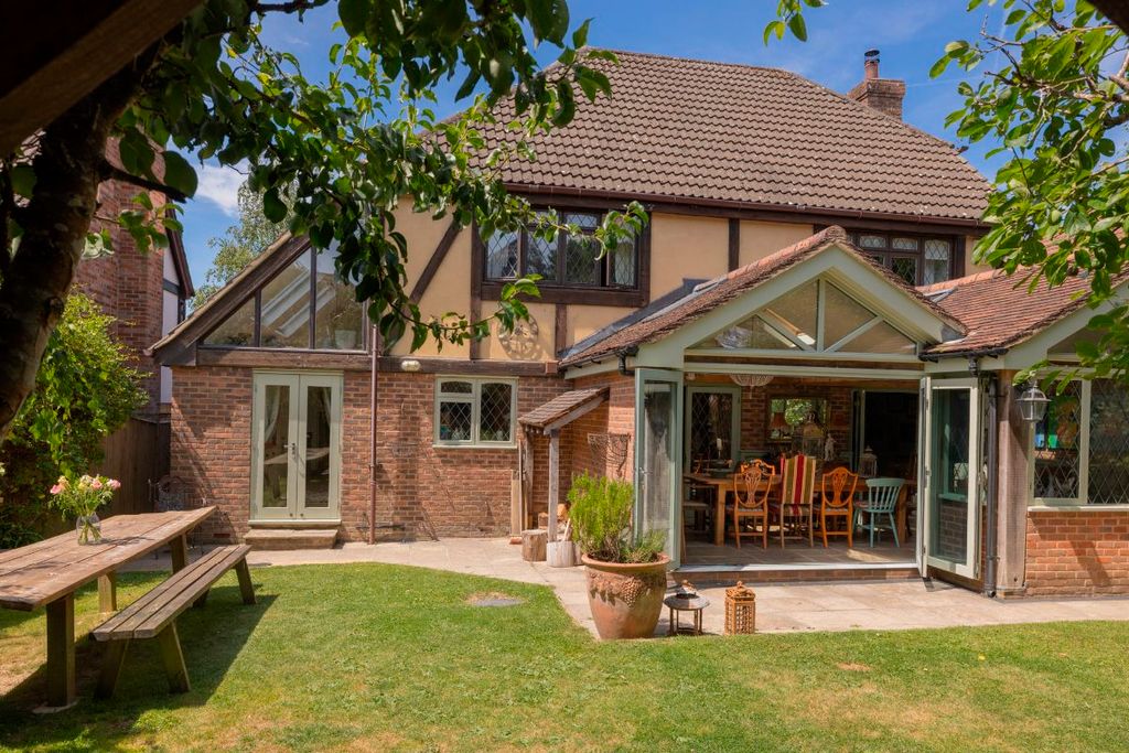 5 bed detached house for saleElm Way, Heathfield TN21