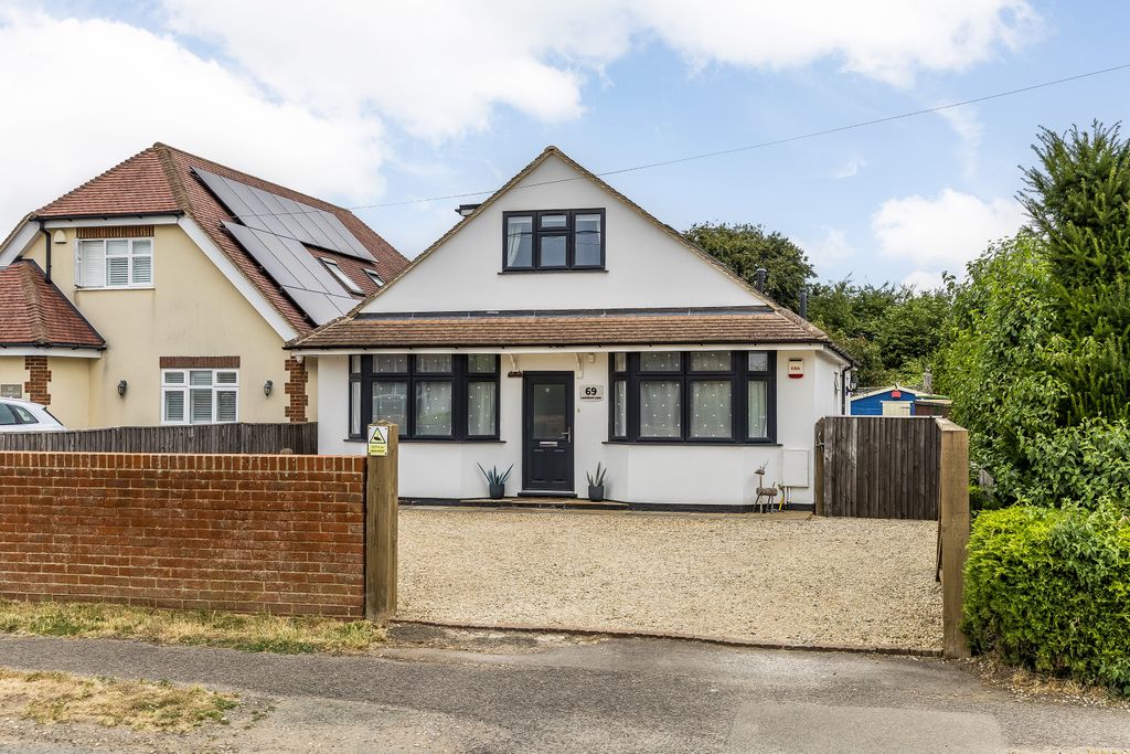 Property photo 1 of 27