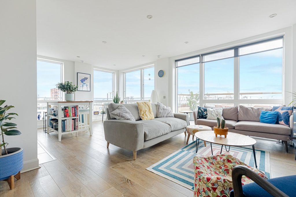 Property photo 1 of 23 Open Plan Living