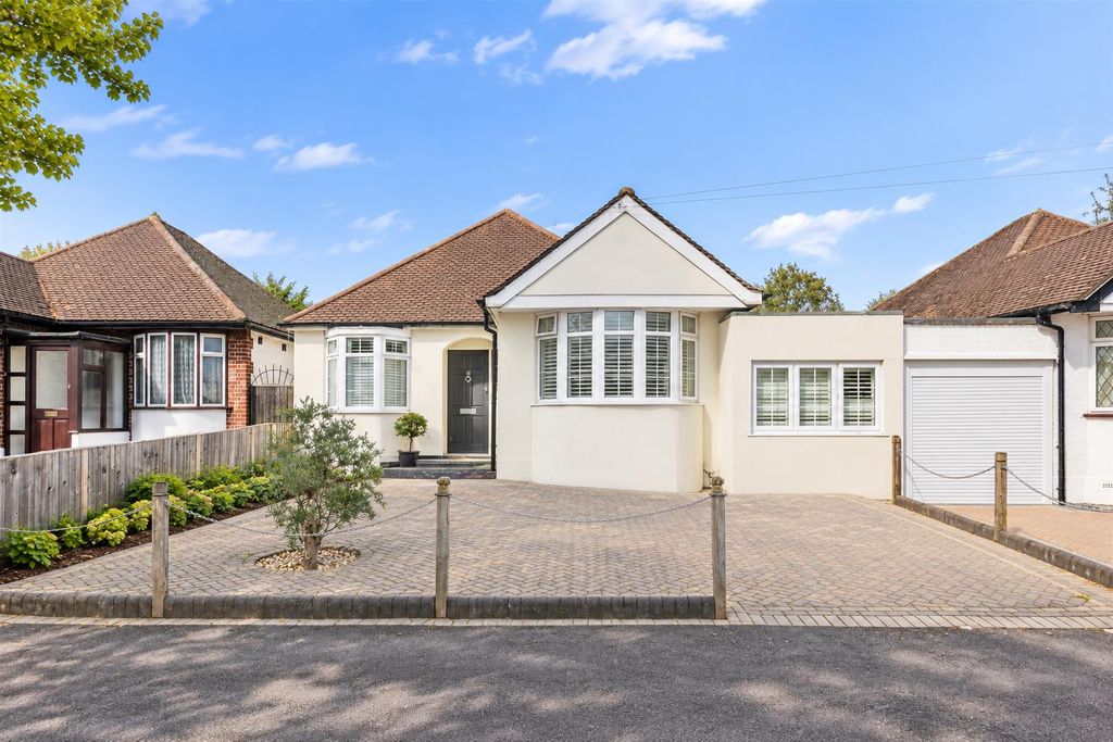 Property photo 1 of 16 ee7E5915-Eb3B-4Ca8-A253-311d05Db339c.Png
