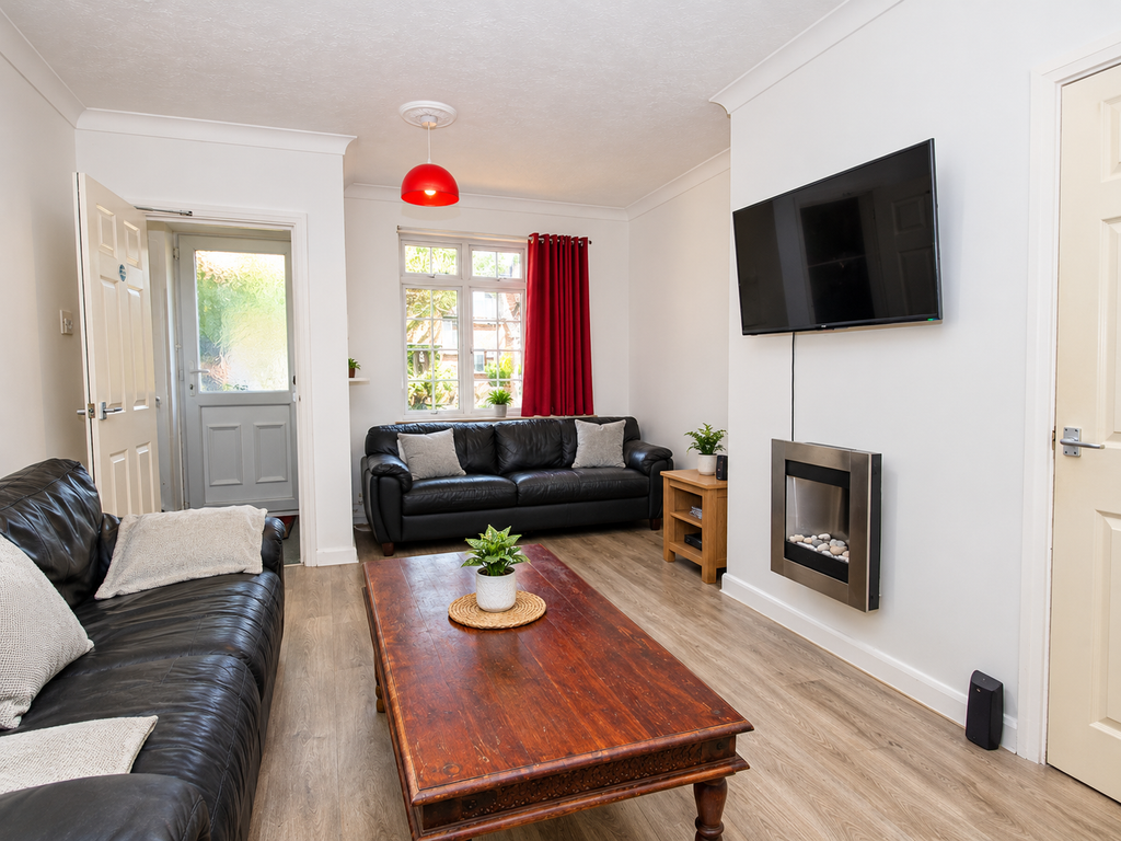 Property photo 3 of 12 File_00000000d3dc81F49B5B946A631854d0