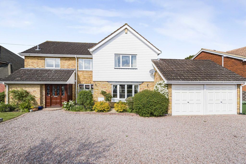 Property photo 1 of 32 Front (Exterior)