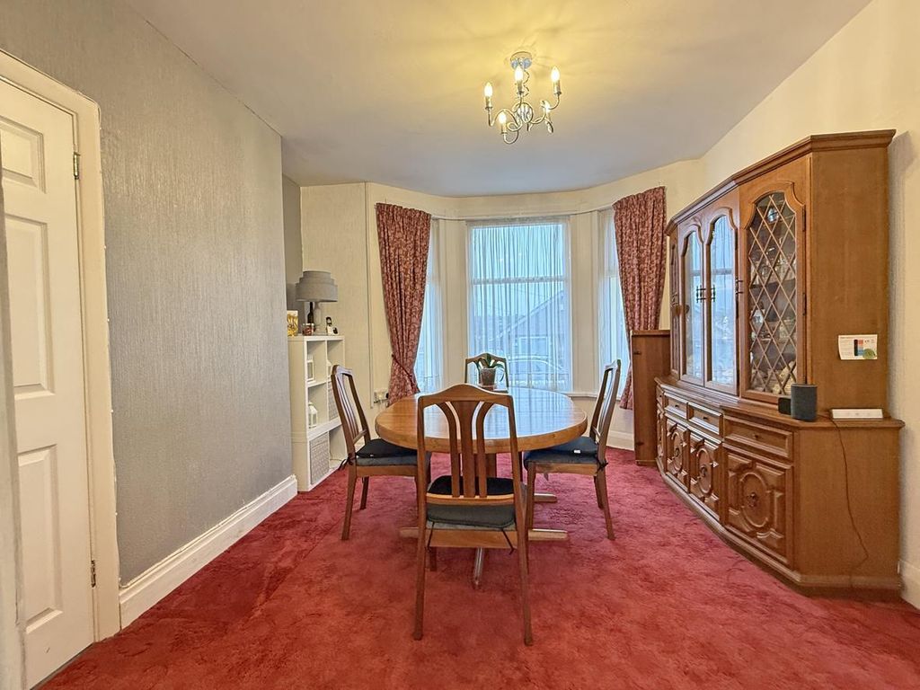 Property photo 3 of 21 Old Woodlands Road 56 - Dining Room Front.Jpg