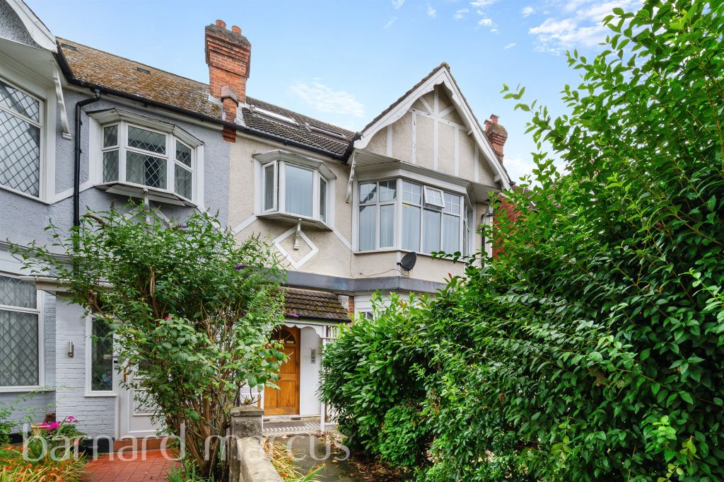 Property photo 1 of 8