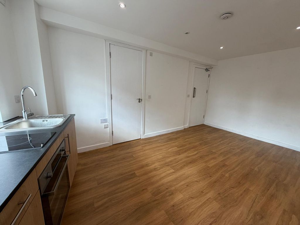 Property photo 1 of 4