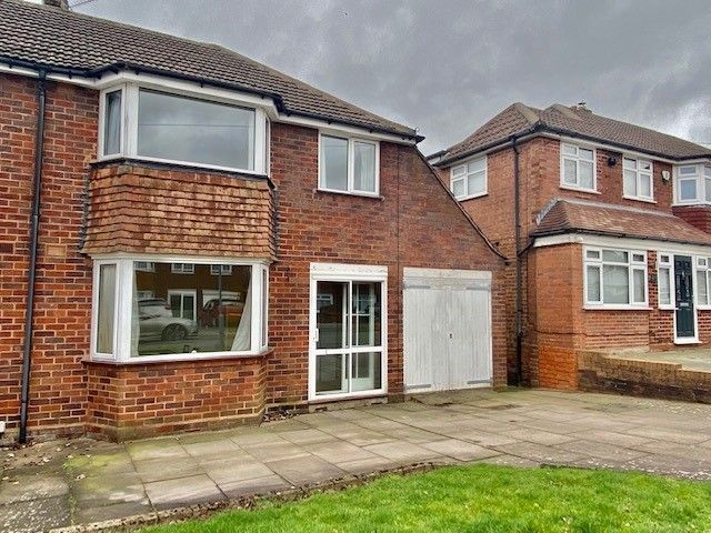 Property photo 2 of 20 Front