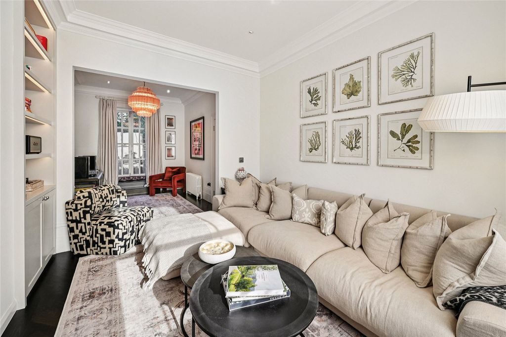 Property photo 2 of 23 Reception