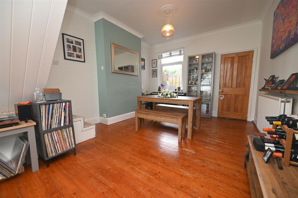 Property photo 2 of 17 Dining Area2.Jpg