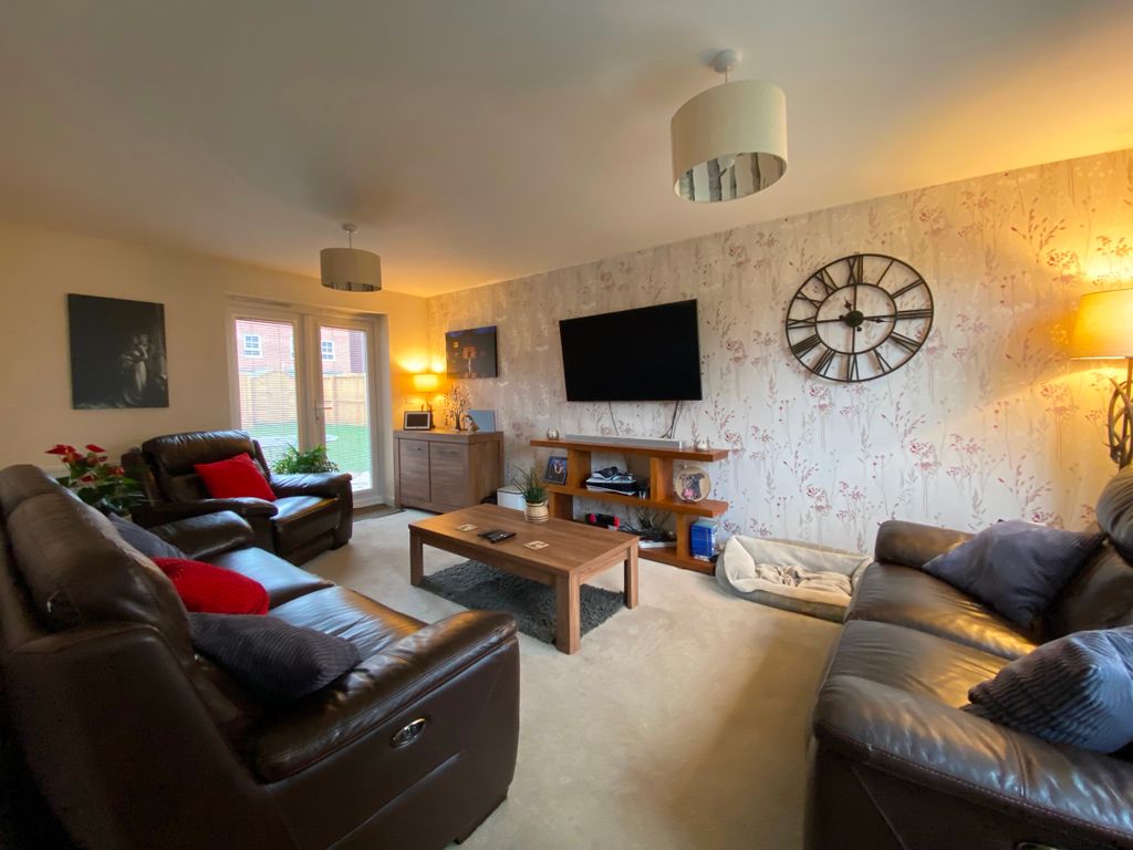 Property photo 2 of 25