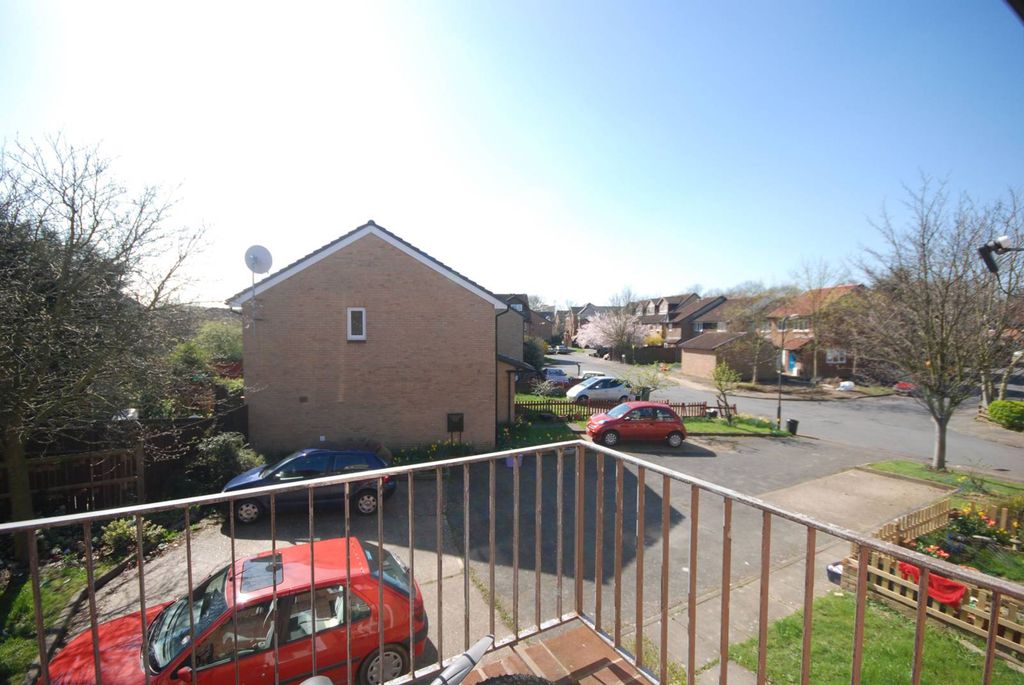 Property photo 3 of 6