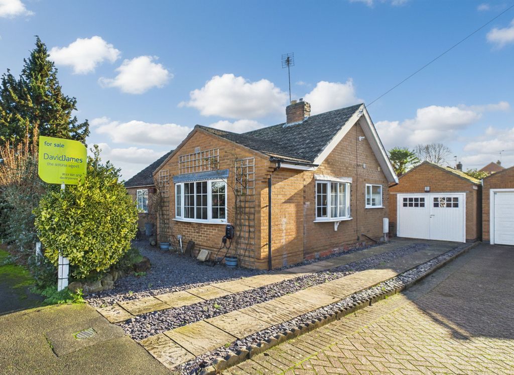 Property photo 1 of 17 Front