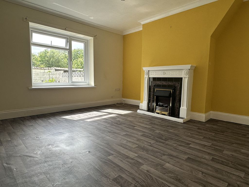 Property photo 3 of 15 Not Specified