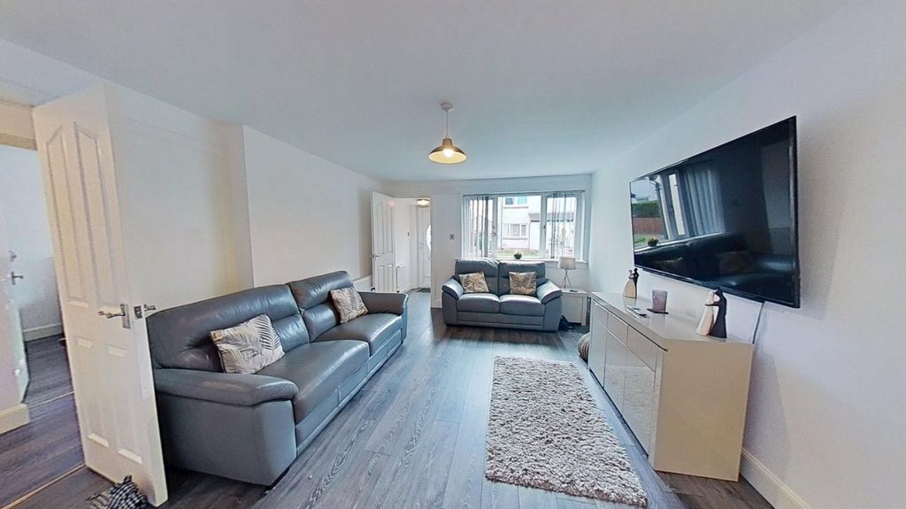 Property photo 1 of 17 Photo 1