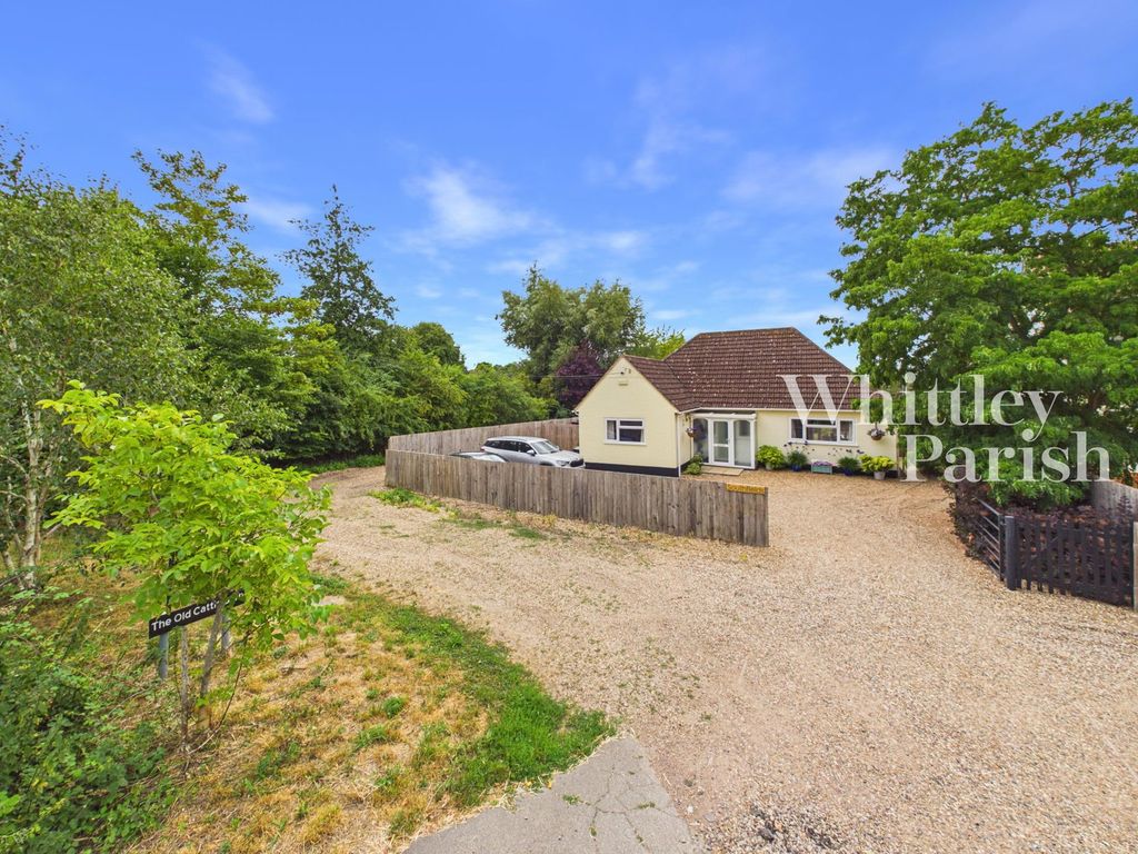 Property photo 2 of 26