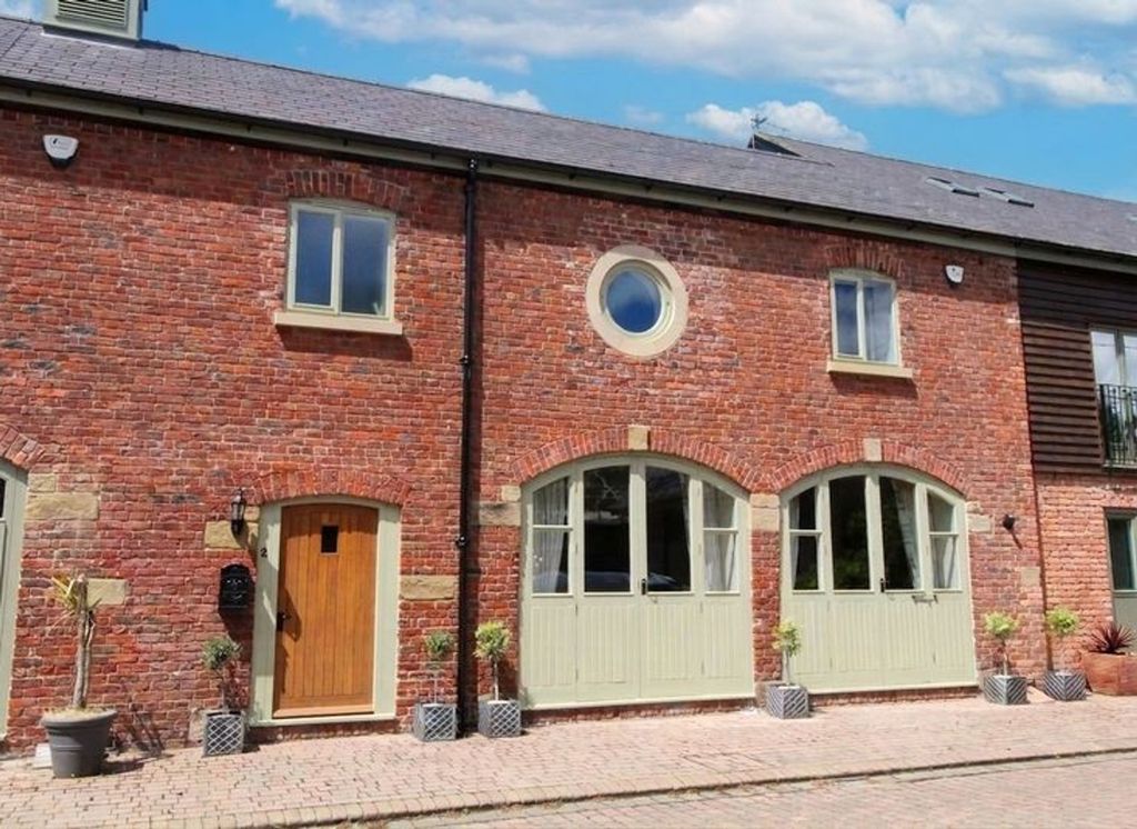 Property photo 1 of 35