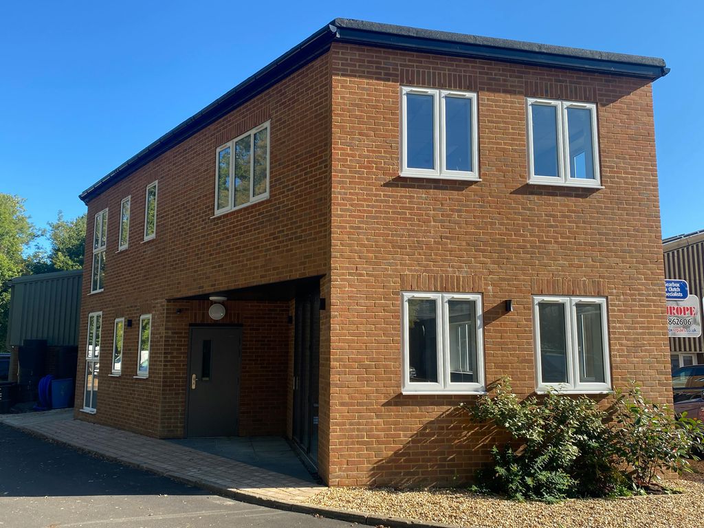 Property photo 2 of 8 Web Img_8423.Jpg