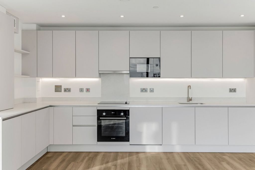 Property photo 3 of 11 Picture No. 04