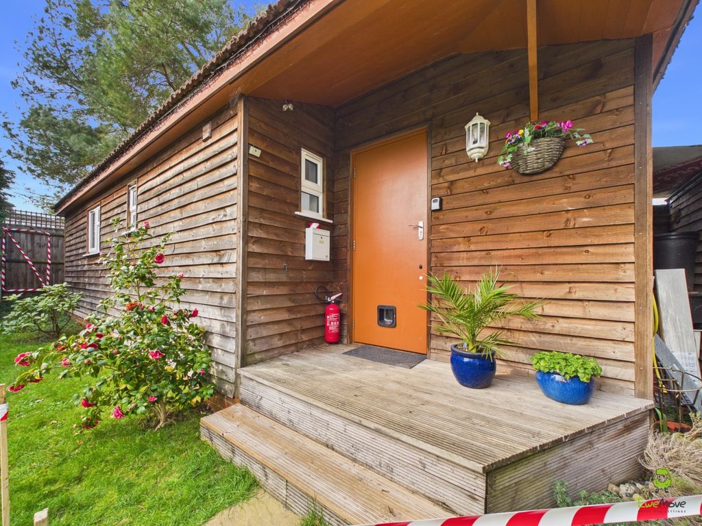 Property photo 1 of 9 Cam02615G0-Pr0168-Still001