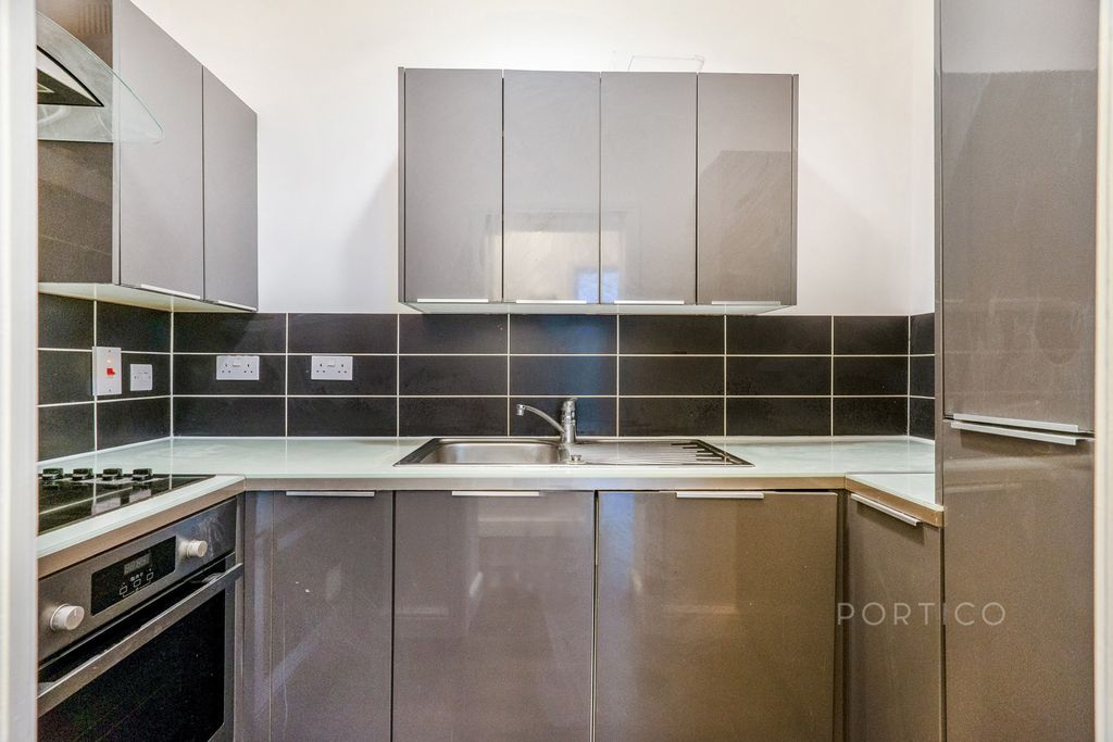 Property photo 2 of 16 Kitchen