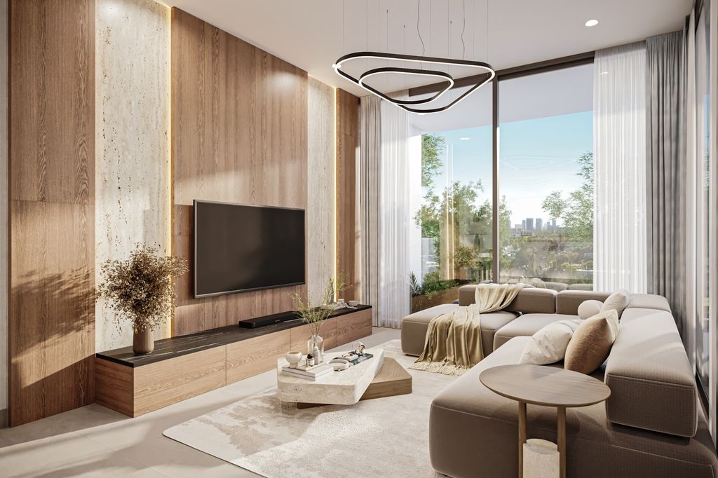 Property photo 3 of 18