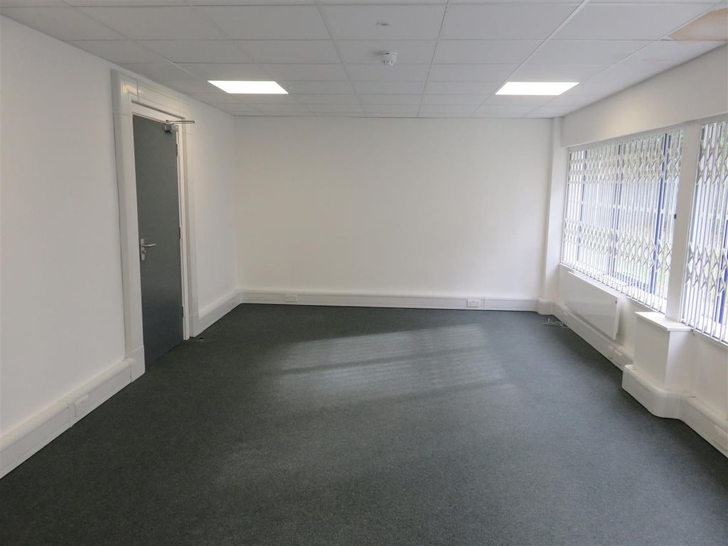 Property photo 3 of 5 13 Fresh Pictures Office.Jpg