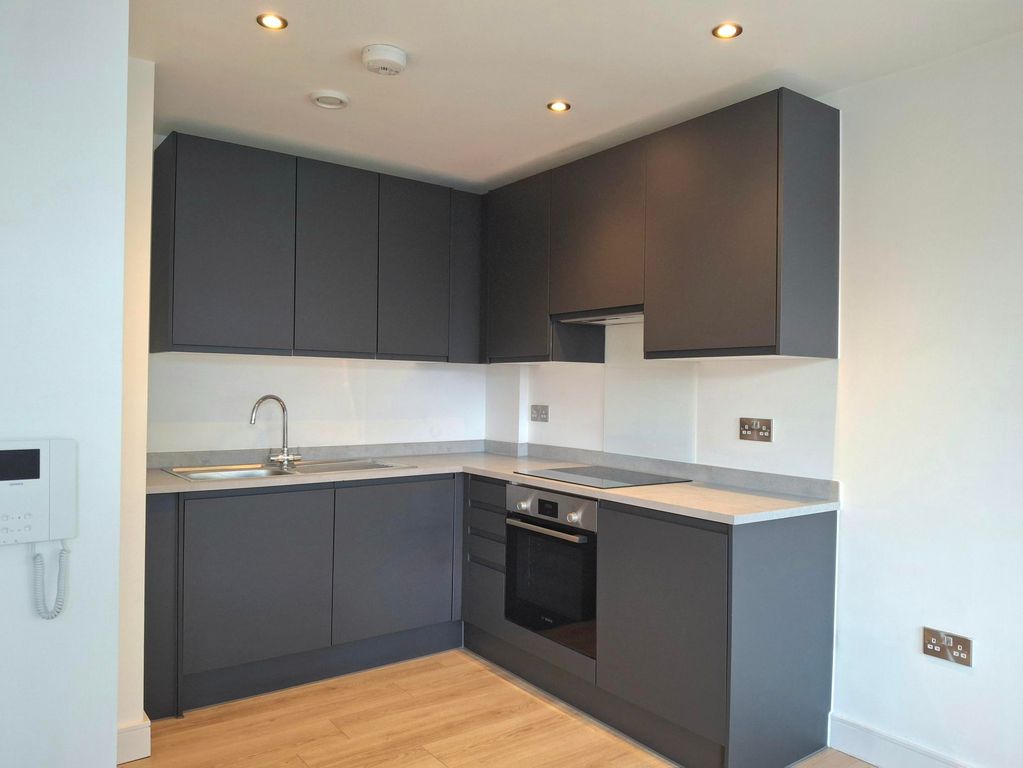Property photo 2 of 5 Kitchen