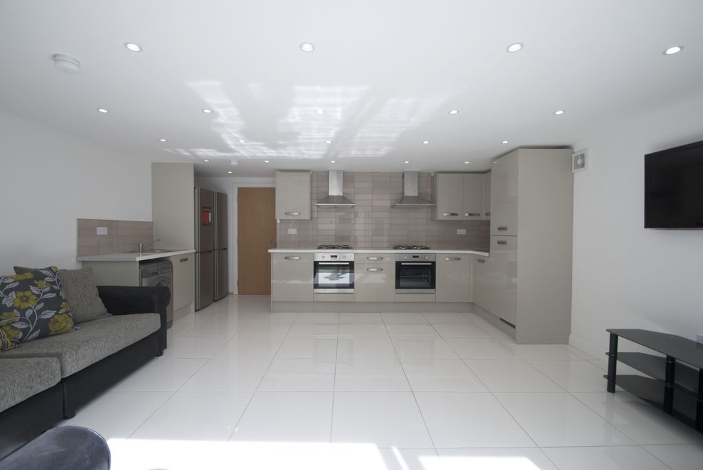 Property photo 2 of 9 Photo 2