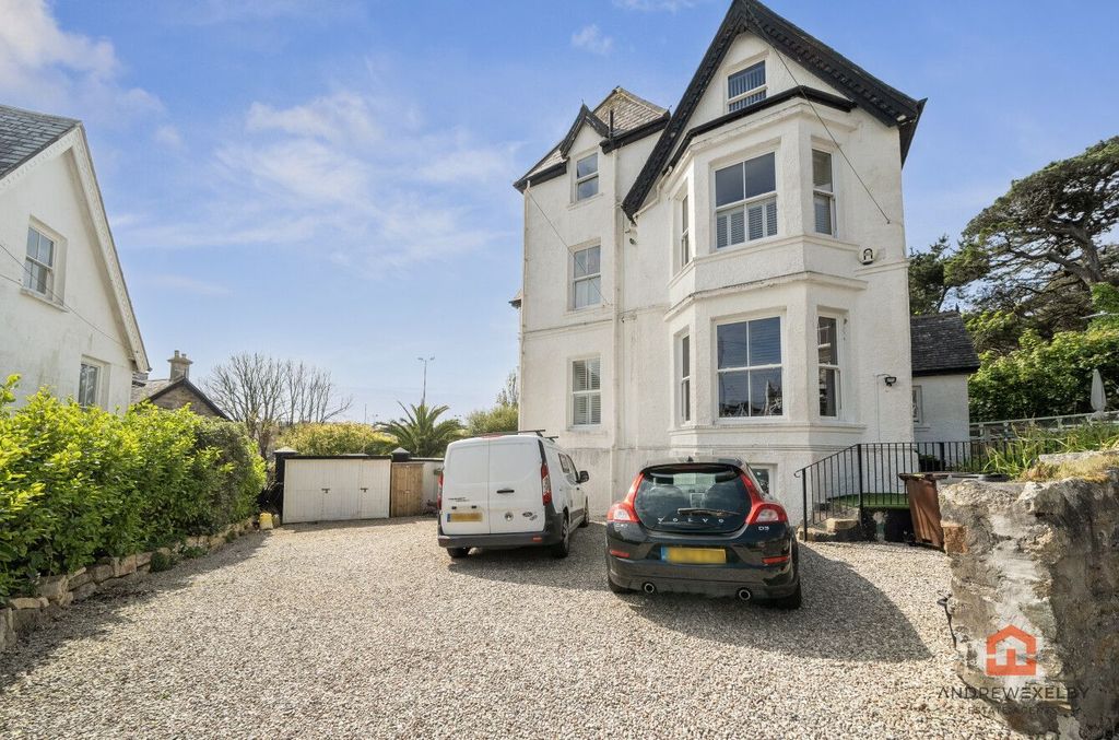 Additional image 12 of 2 bed flat for salePenzance TR18