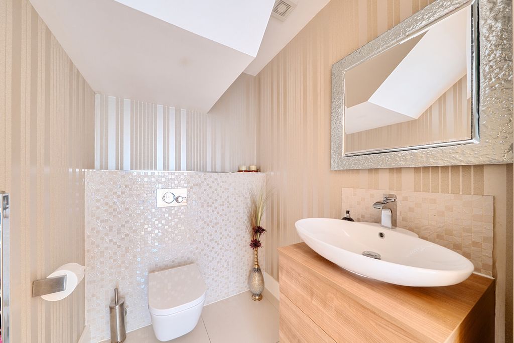 Additional image 21 of 4 bed terraced house for saleHigh Street, Pinner HA5