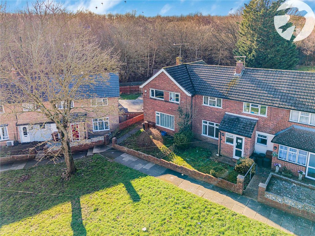 Property photo 2 of 29 Picture No. 32