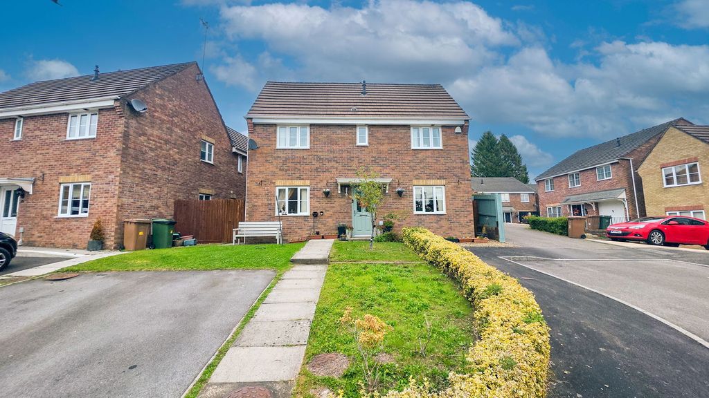 Property photo 1 of 29