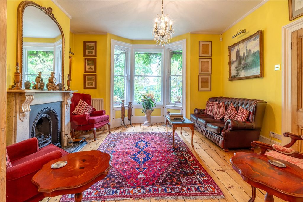 Property photo 3 of 25 Drawing Room