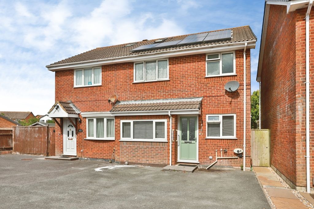 Property photo 1 of 18 Pbox-Img.Jpg