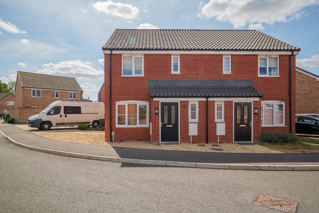 Property photo 1 of 15 5352741