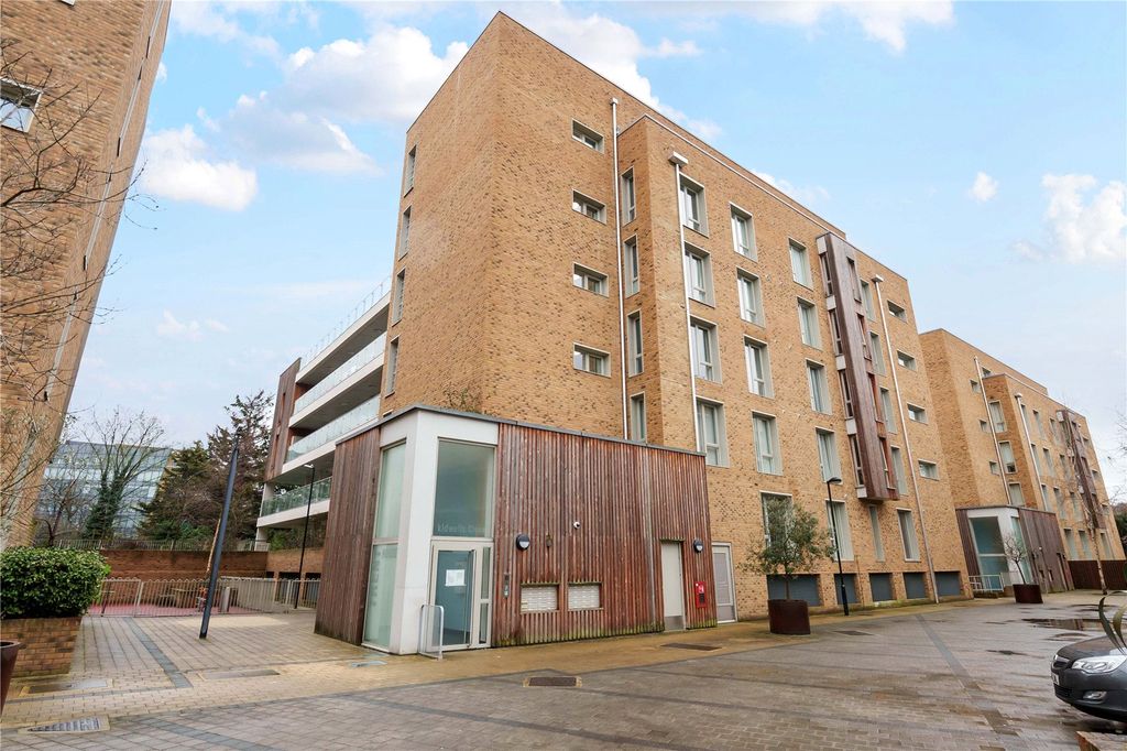 Property photo 1 of 11 External