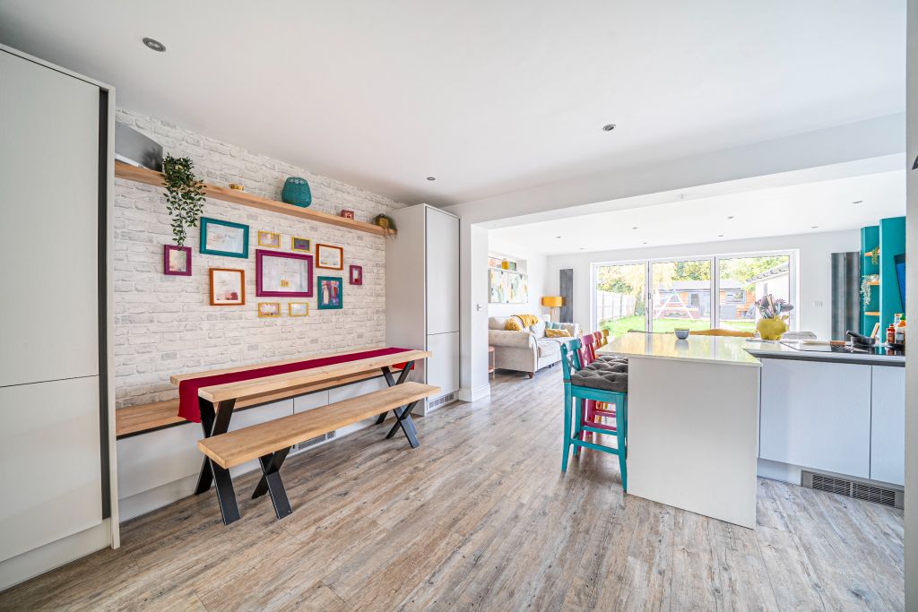 Property photo 3 of 33