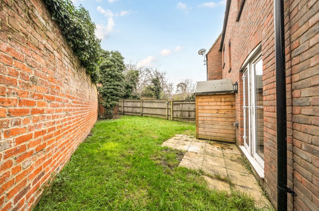 Property photo 2 of 13 140180510696Fa151B313A