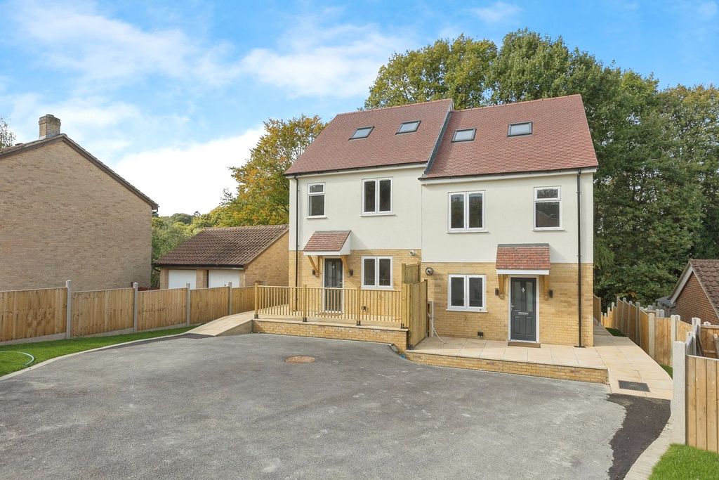 Property photo 1 of 17 Picture No. 19