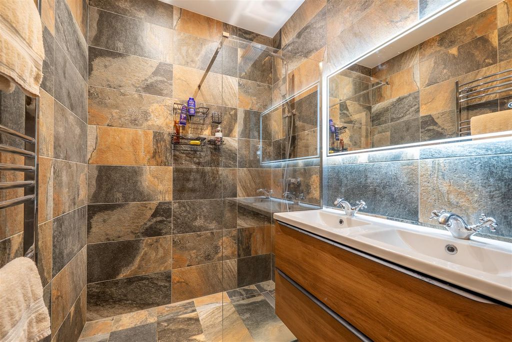 Property photo 3 of 29 High Res-31.Jpg