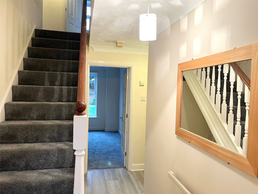 Property photo 2 of 12 Picture No. 43