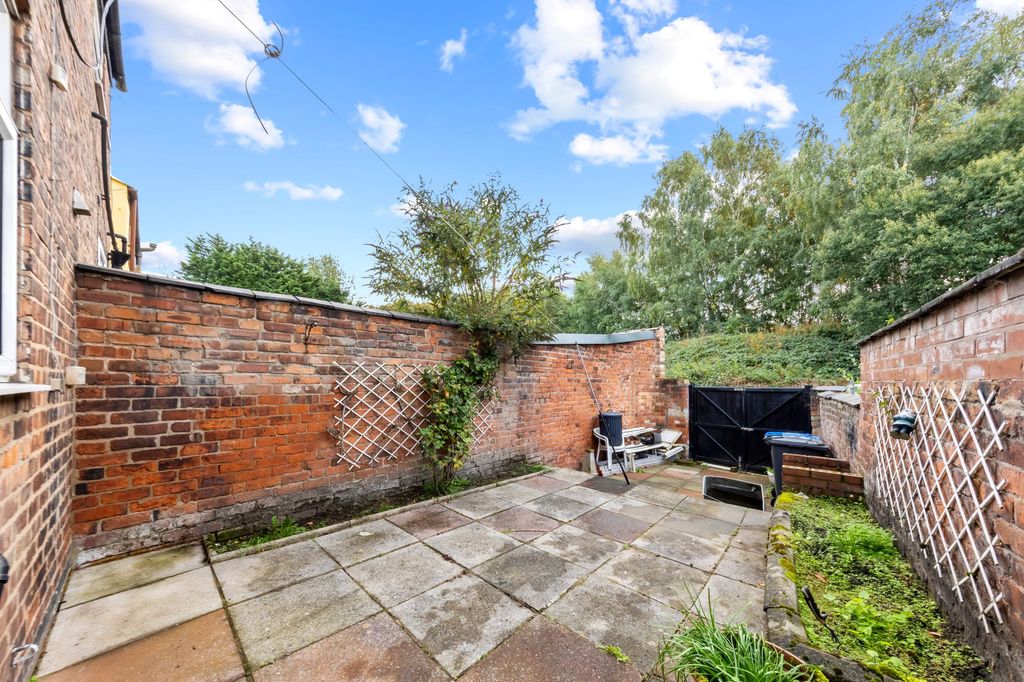 Property photo 3 of 19
