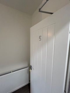 Property photo 3 of 6 Room