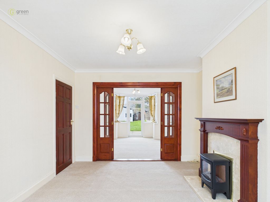 Property photo 2 of 53