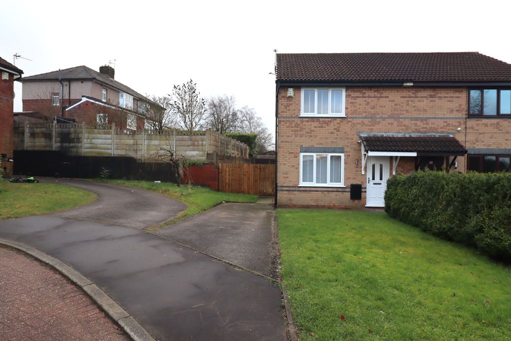 Property photo 2 of 18 Photograph 2