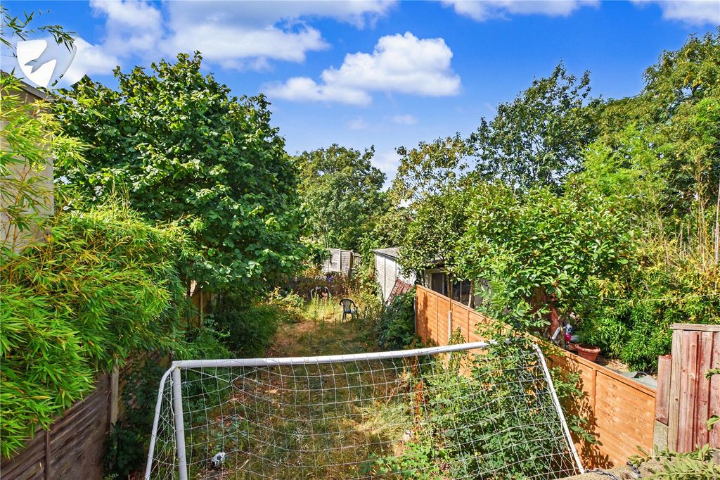 Property photo 3 of 4 Picture No. 05