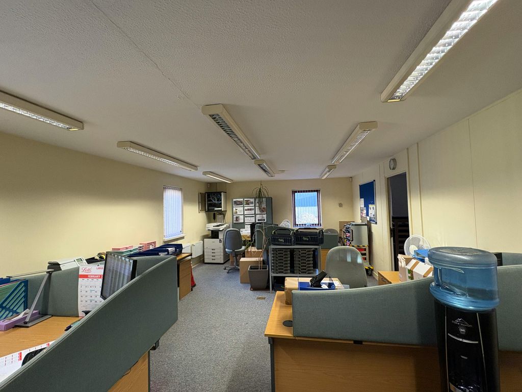 Property photo 2 of 10 Img_0165.Jpeg