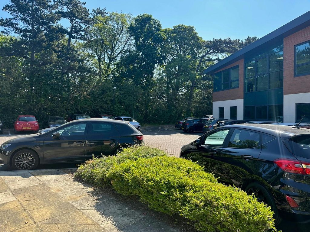 Property photo 3 of 9 15.Jpg